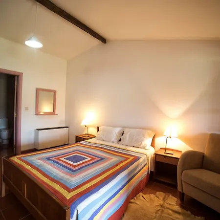 Quinta Do Barracao Da Vilarica Lodões